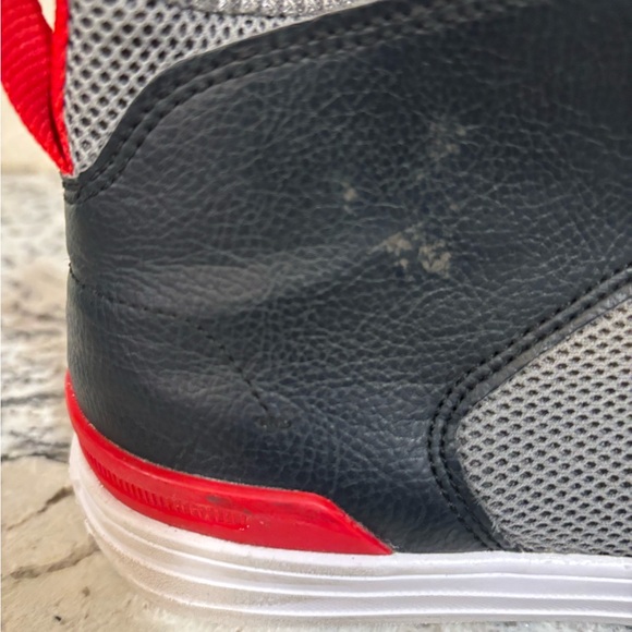 Converse Chuck Taylor Lightweight Mesh Ultra Mid High Top Black Red Men Sz 8 - Picture 13 of 16